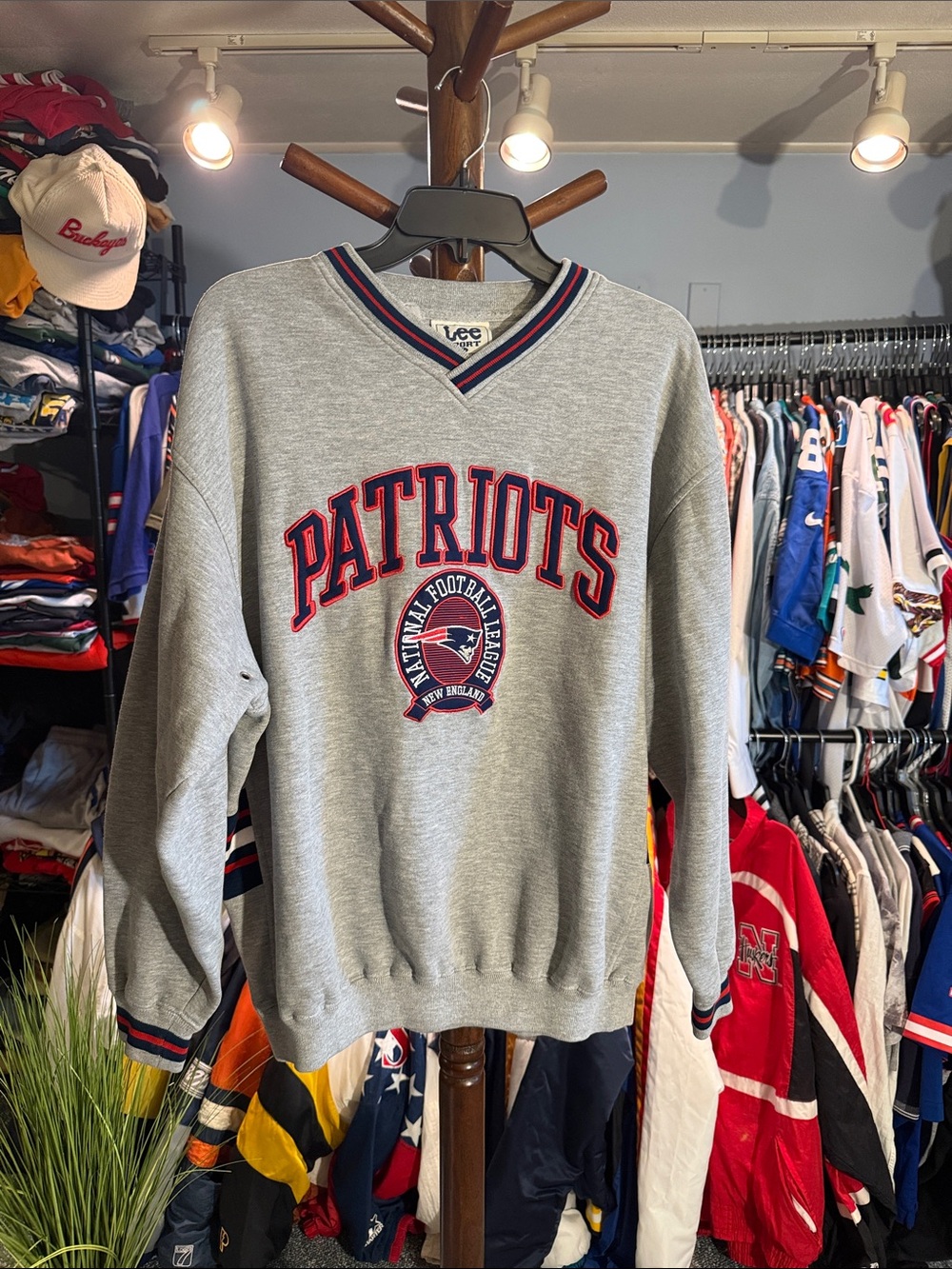 Vintage Lee New England Patriots V‑Neck Pullover Sweatshirt